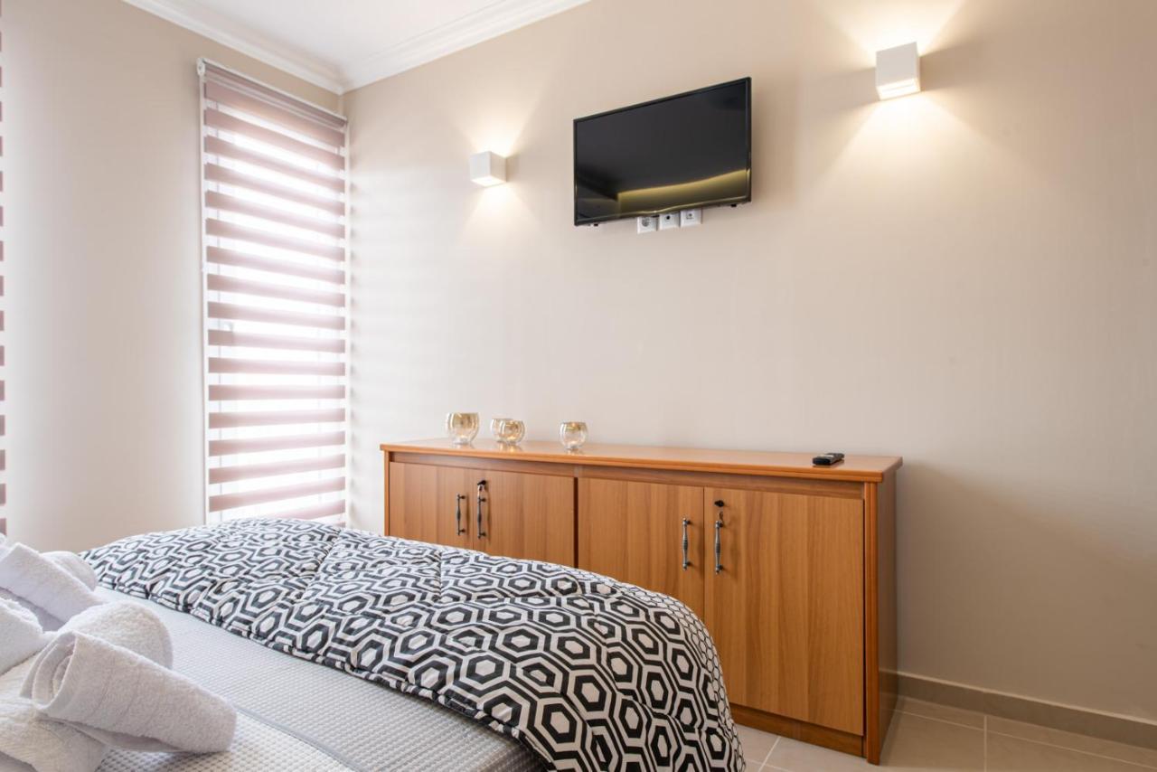 Veria Panorama Luxury Suite With Garden. Екстер'єр фото